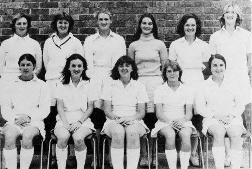 1975-6-womens